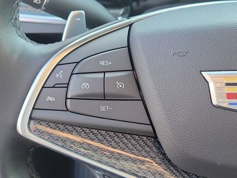 Certified 2022 Cadillac XT5 Sportv AWD/4WD image 11