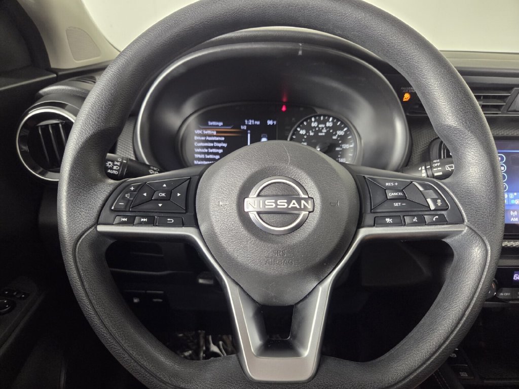 Used 2022 Nissan Kicks SV FWD image 17