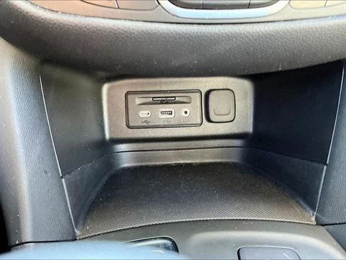 Used 2022 Chevrolet Equinox LT image 14