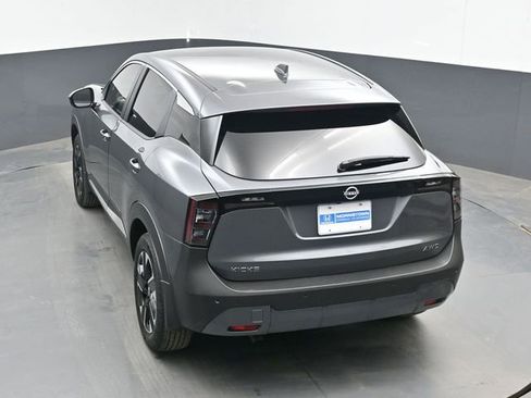 Used 2025 Nissan Kicks SV AWD/4WD image 33