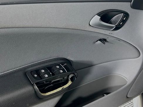 Used 2004 Saab 9-3 Aero image 17