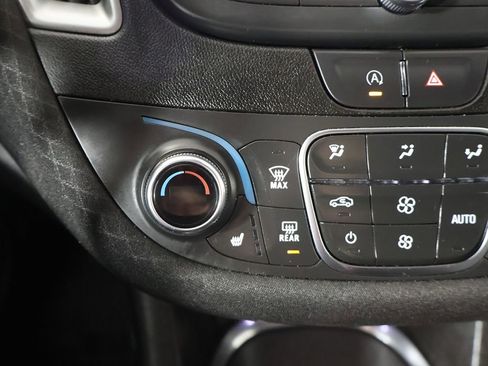 Used 2024 Chevrolet Malibu LT FWD image 42