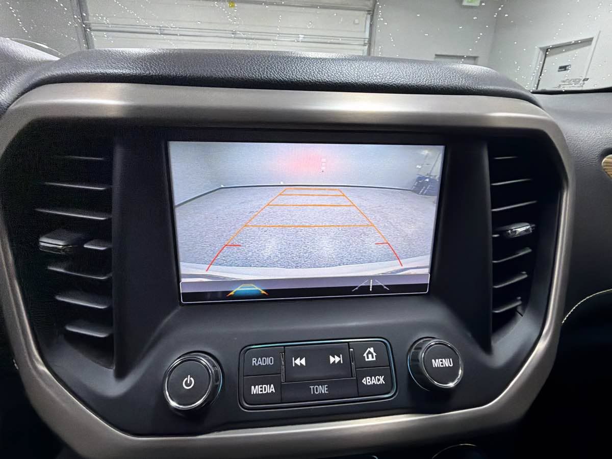 Used 2017 GMC Acadia Denali FWD image 10