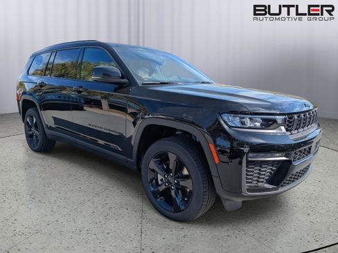 New 2026 Jeep Grand Cherokee L Limited w/ Limited Altitude Package AWD/4WD image 8