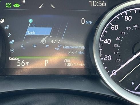 Used 2022 Toyota Camry XLE w/ Cold Weather Package FWD image 36