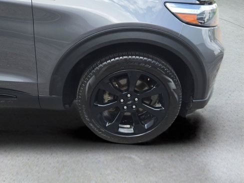 Used 2024 Ford Explorer ST-Line w/ Class IV Trailer Tow Package AWD/4WD image 30