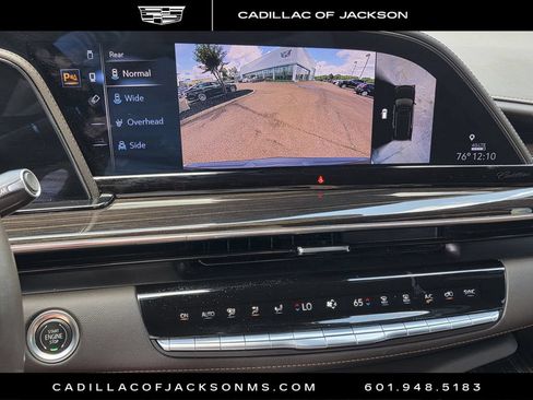 Certified 2023 Cadillac Escalade Premium Luxury AWD/4WD image 13