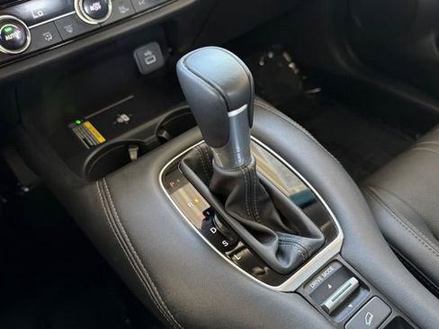 Certified 2024 Honda HR-V EX-L image 26