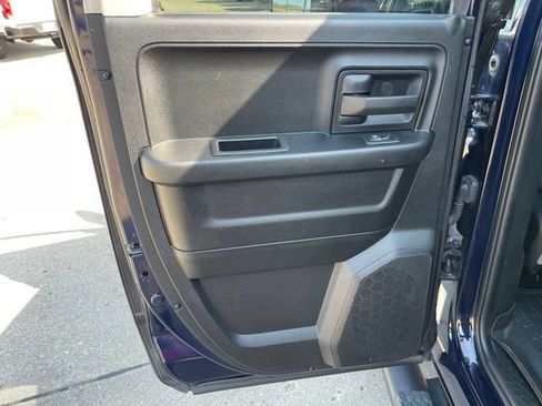 Used 2018 RAM 1500 Express AWD/4WD image 20