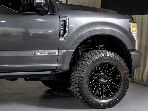 Used 2020 Ford F250 Platinum AWD/4WD image 7