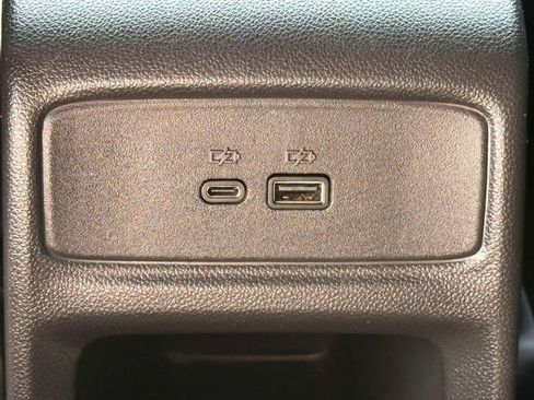Used 2025 Chevrolet Trax RS w/ Driver Confidence Package FWD image 19