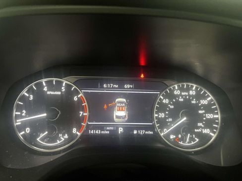 Used 2023 Nissan Rogue SV AWD/4WD image 25