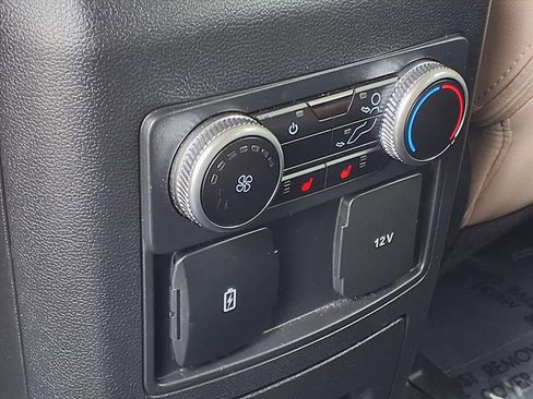 Used 2024 Ford Explorer Limited image 26