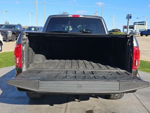 Used 2016 Ford F150 Lariat w/ Equipment Group 502A Luxury image 9