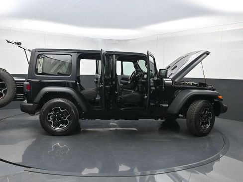 Used 2021 Jeep Wrangler Unlimited Sport AWD/4WD image 32