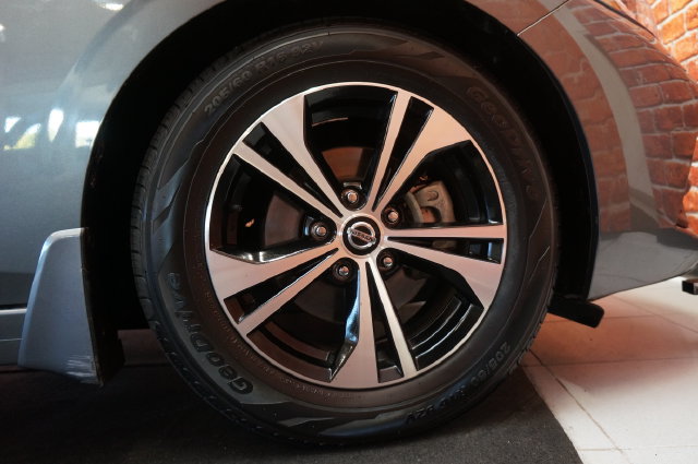 Certified 2023 Nissan Sentra SV w/ All-Weather Package FWD image 75