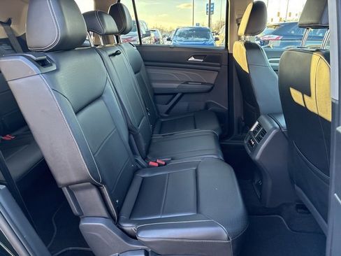 Used 2021 Volkswagen Atlas SE image 11