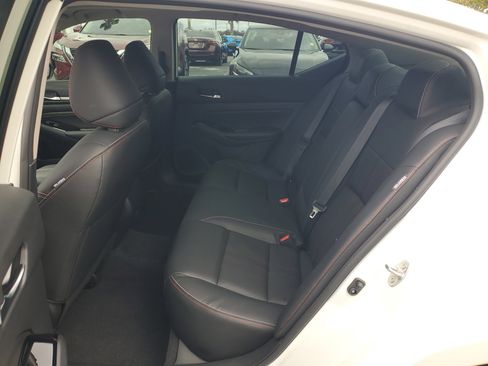 Certified 2023 Nissan Altima 2.5 SR w/ SR Premium Package image 14