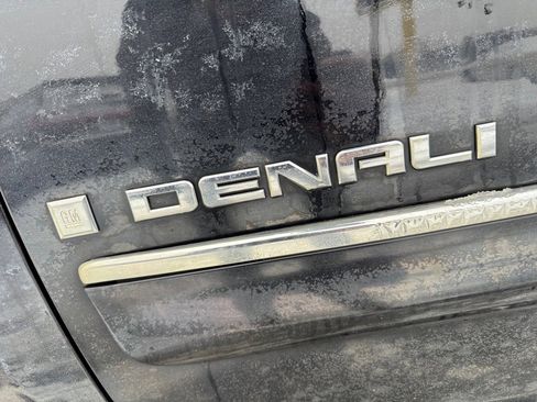 Used 2008 GMC Yukon XL Denali image 15