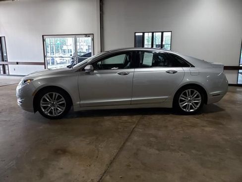 Used 2016 Lincoln MKZ w/ Equipment Group 300A Reserve FWD image 7