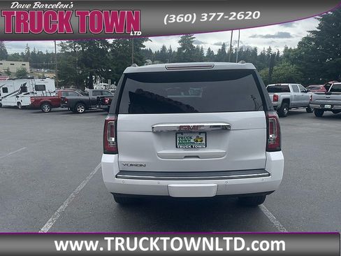 Used 2019 GMC Yukon Denali w/ Denali Ultimate Package AWD/4WD image 4