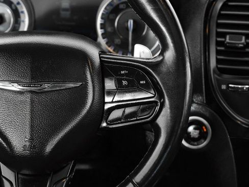 Used 2022 Chrysler 300 S image 15