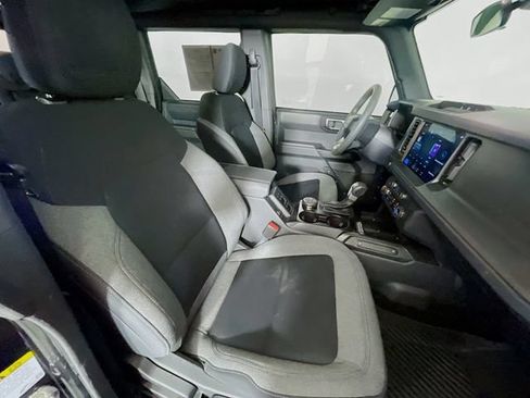 Used 2025 Ford Bronco 4-Door AWD/4WD image 27