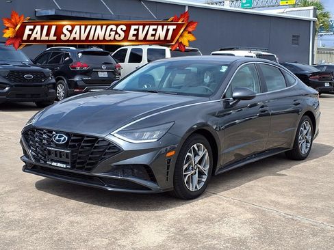 Used 2023 Hyundai Sonata SEL FWD image 3