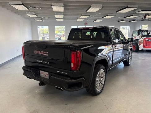 Used 2019 GMC Sierra 1500 Denali w/ Denali Ultimate Package AWD/4WD image 11