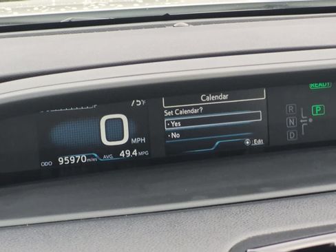 Used 2019 Toyota Prius XLE AWD/4WD image 33