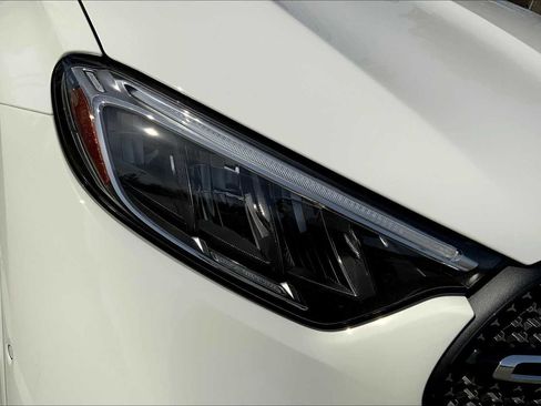 Certified 2025 Mercedes-Benz GLC 300 4MATIC image 17