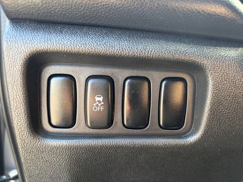 Used 2015 Mitsubishi Outlander Sport ES FWD image 27