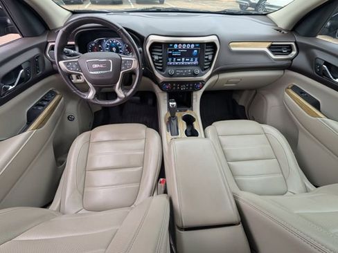 Used 2019 GMC Acadia Denali w/ Technology Package image 9