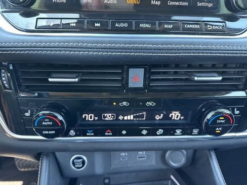 Used 2023 Nissan Rogue Platinum w/ Platinum Premium Package AWD/4WD image 20