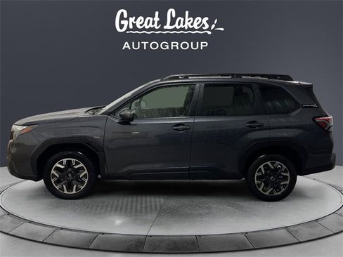 Certified 2025 Subaru Forester Premium image 2