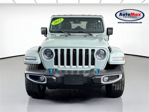 Used 2023 Jeep Wrangler Unlimited Sahara w/ Cold Weather Group image 6