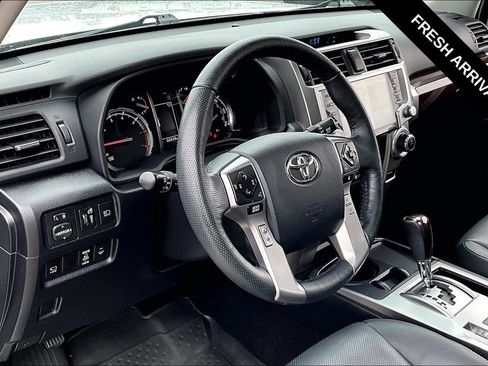 Used 2023 Toyota 4Runner Limited RWD image 5
