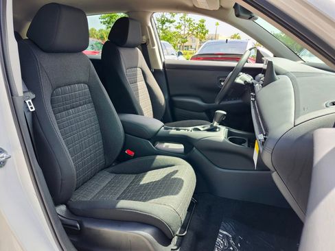 New 2026 Honda HR-V LX image 16