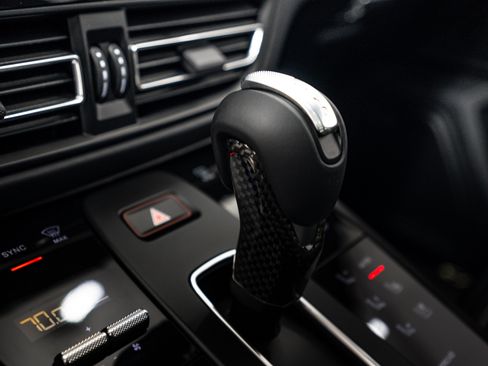 Certified 2025 Porsche Macan GTS AWD/4WD image 15