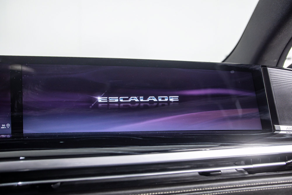 Used 2025 Cadillac Escalade ESV Sport w/ Touring Package AWD/4WD image 38