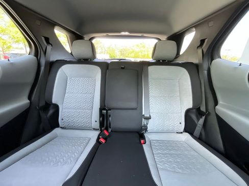 Used 2022 Chevrolet Equinox LS w/ LS Convenience Package FWD image 30