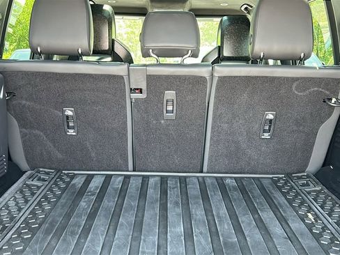 Certified 2025 Land Rover Defender 110 AWD/4WD image 25