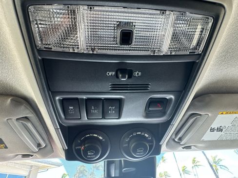 Used 2024 Toyota 4Runner TRD Off-Road AWD/4WD image 28