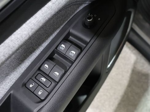 Used 2023 Jeep Compass Latitude w/ Convenience Group image 14