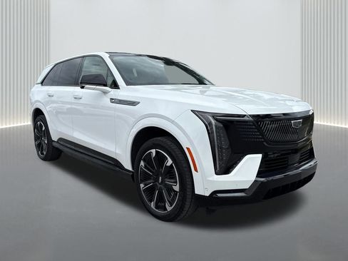 Used 2025 Cadillac Escalade IQ Sport 2 image 3