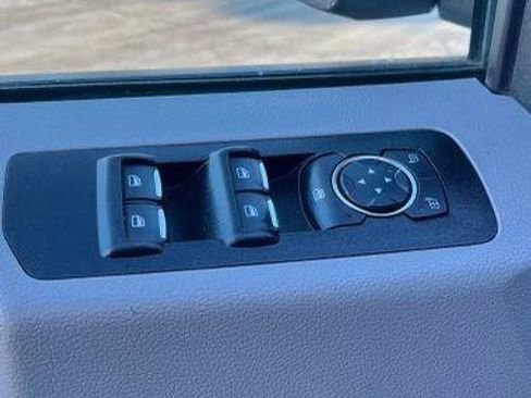 Used 2018 Ford F150 XLT w/ Equipment Group 302A Luxury image 12