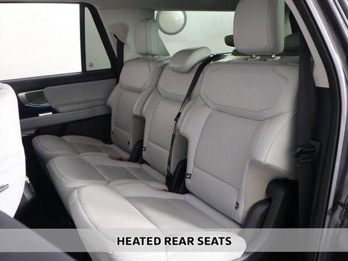 Used 2025 Ford Expedition Max Platinum image 9