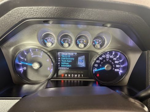 Used 2013 Ford F250 Lariat w/ Lariat Ultimate Pkg image 23