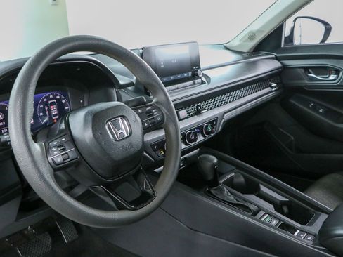 Used 2024 Honda Accord EX image 22