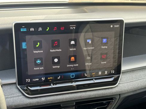 New 2026 Volkswagen Tiguan S image 29